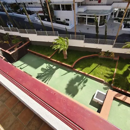 Olympia With Balcony And Pool, Americas * أذيخي